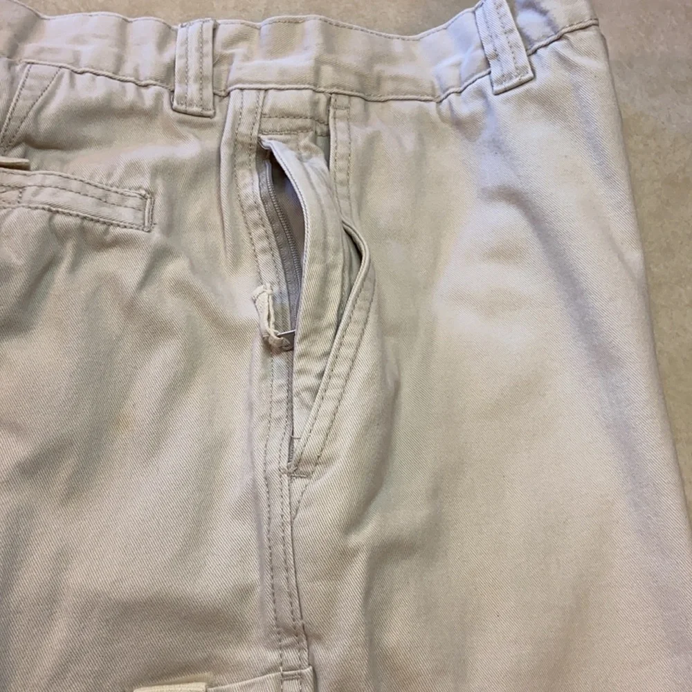 Perry Ellis America Cargo Khaki Shorts